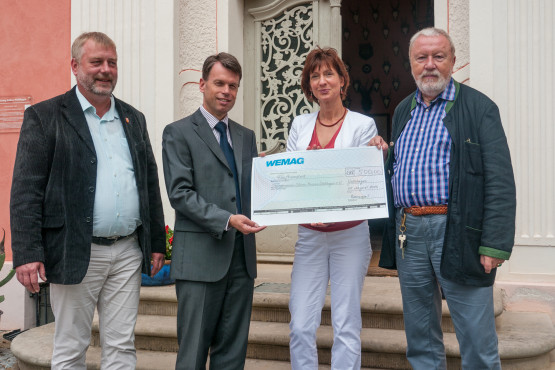 WEMAG spendete 500 Euro an das Schlossmuseum Wolfshagen