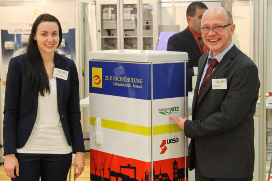 Stefanie Werner und Dirk Lübcke vertraten die WEMAG Netz GmbH und die m-peG