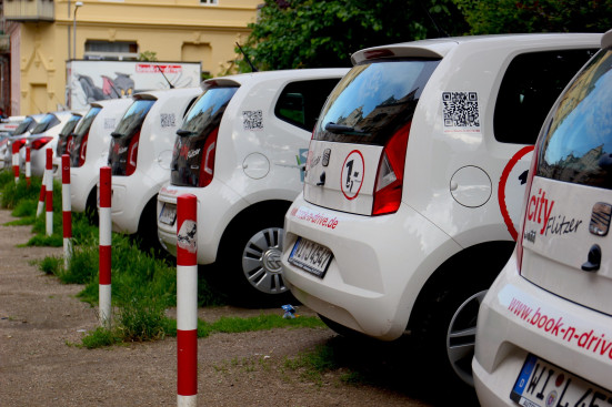 CO2 sparen und auf Carsharing setzen CO2 sparen und auf Carsharing setzen