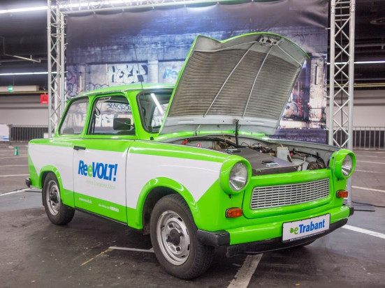 Da is das Ding! Der E-Trabant von der Firma ReeVOLT!