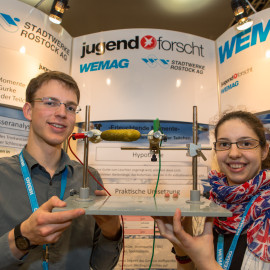 Luise Pevestorf und Edgar Zander belegten den 1. Platz im Fachgebiet Physik