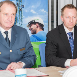 THW-Vizepräsident Gerd Friedsam und WEMAG Netz Geschäftsführer Andreas Haak