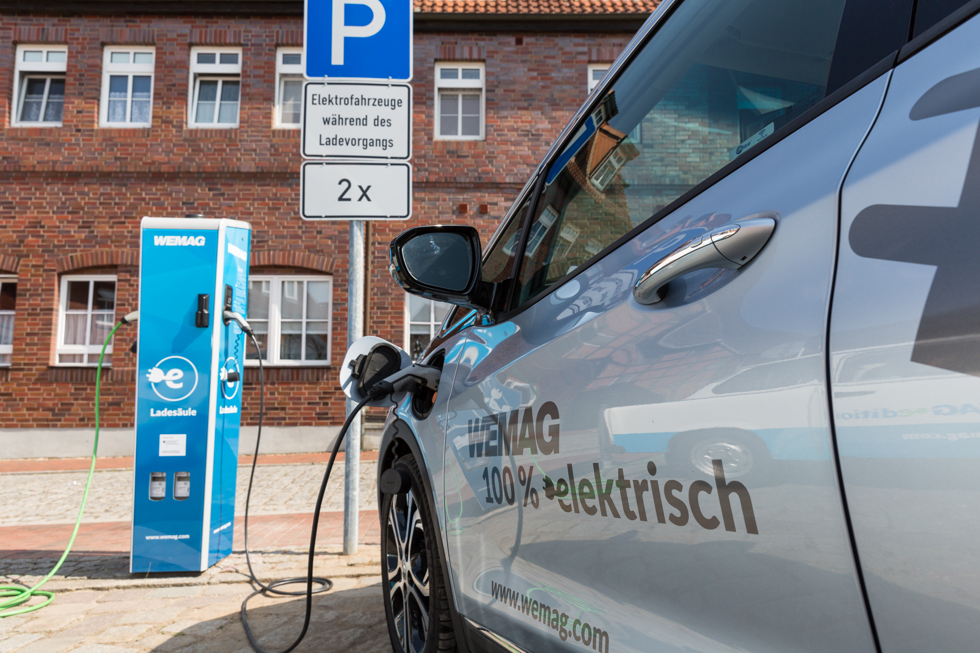 Elektro Auto - Inbetriebnahme WEMAG Ladesäule Neustadt Glewe