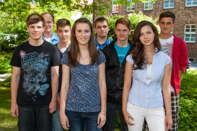 Die neuen Dualstudenten und Auszubildenden der WEMAG
